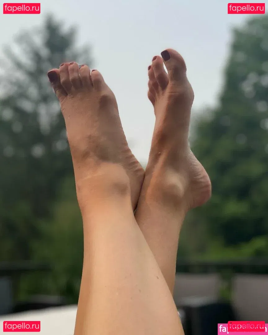 Theresa Edward Onlyfans Photo Gallery 