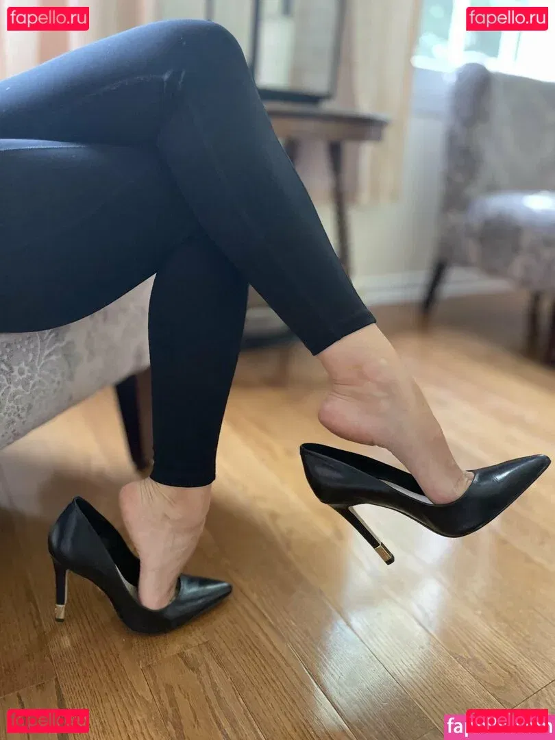 Theresa Edward Onlyfans Photo Gallery 