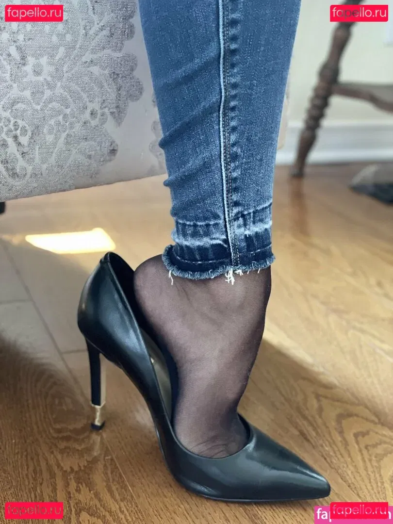 Theresa Edward Onlyfans Photo Gallery 