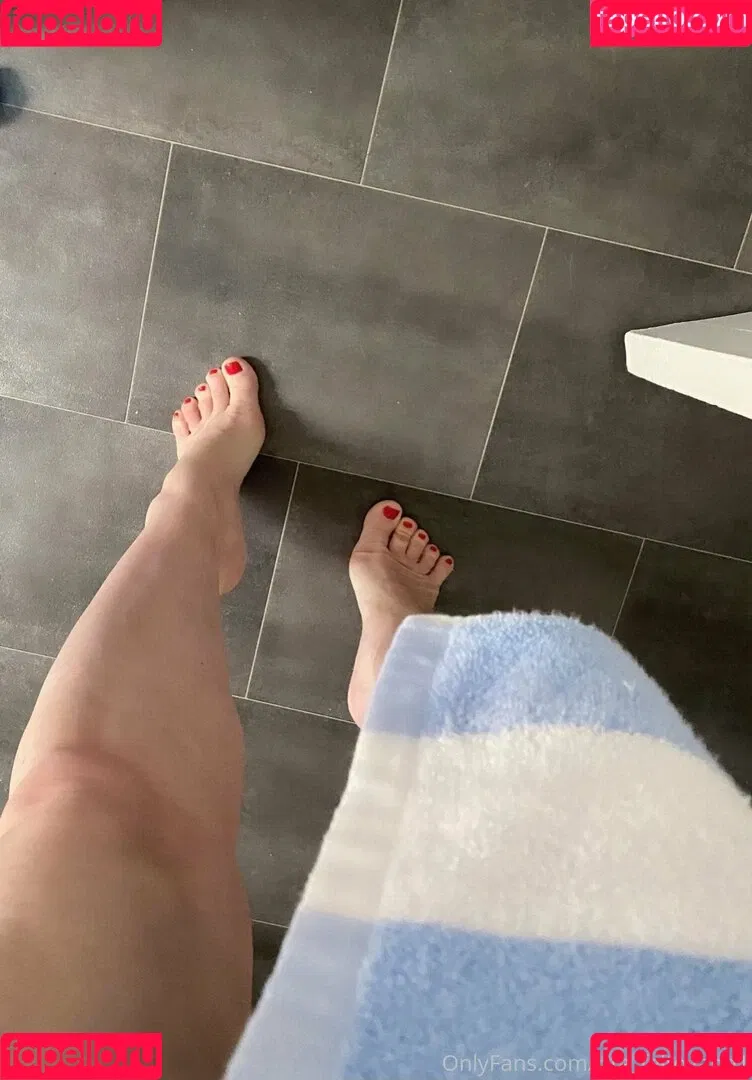 Rita Faltoyano Onlyfans Photo Gallery 