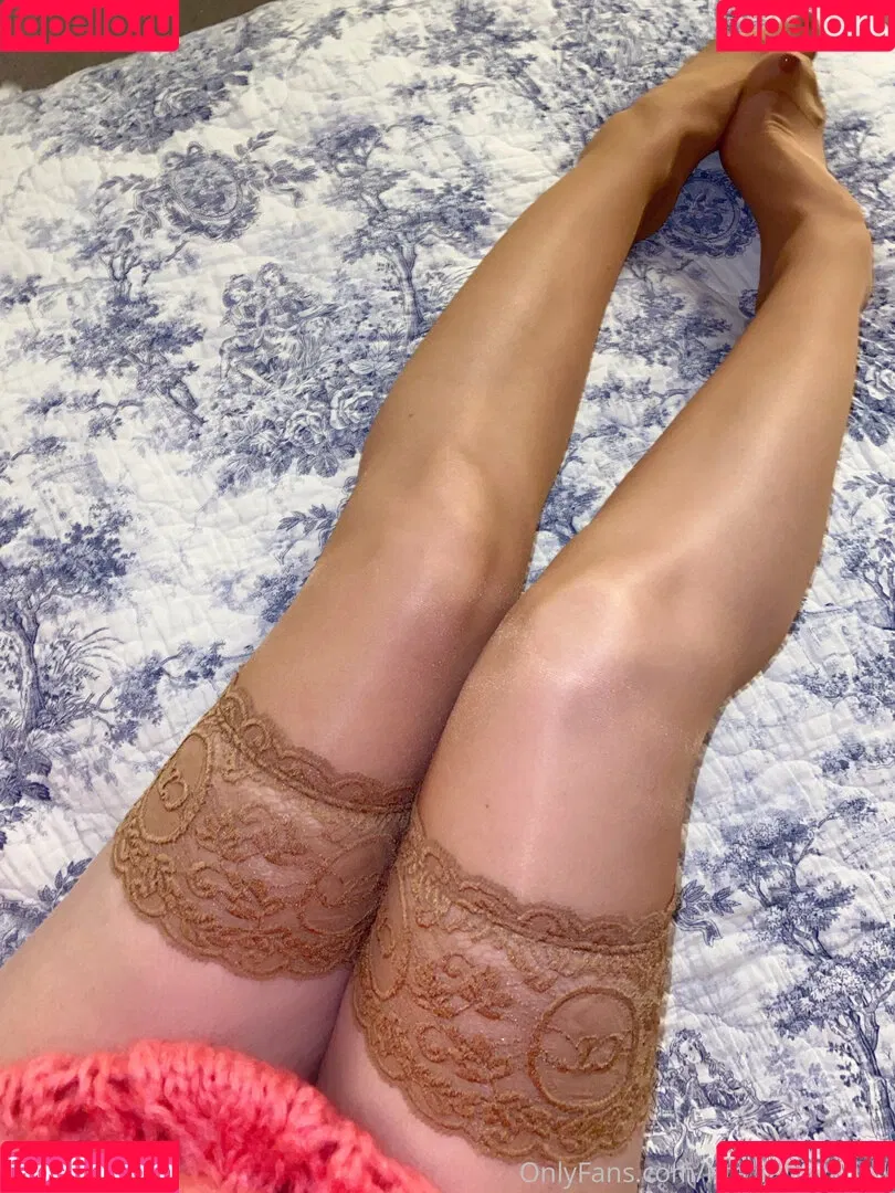 Rita Faltoyano Onlyfans Photo Gallery 