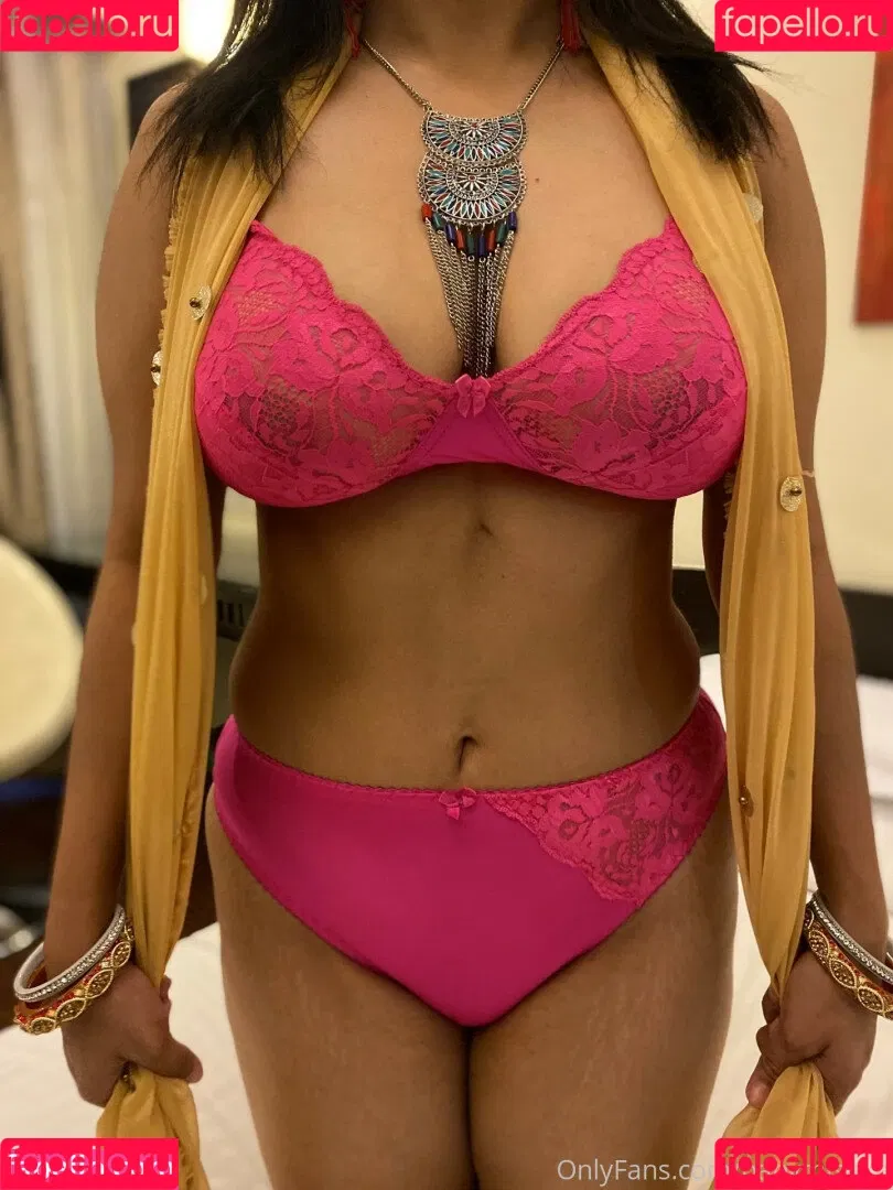 Baby Misaka Onlyfans Photo Gallery 