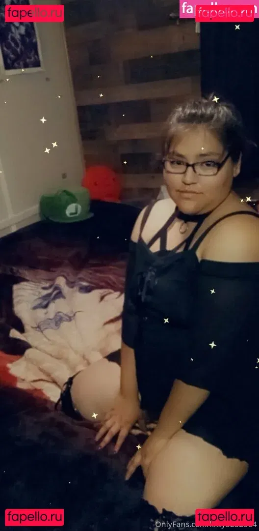 kitty3232564 Onlyfans Photo Gallery 
