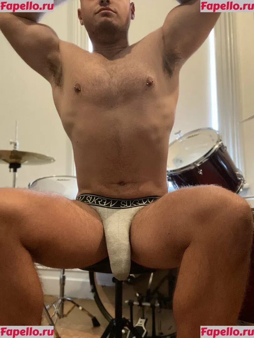 maxsmall Onlyfans Photo Gallery 