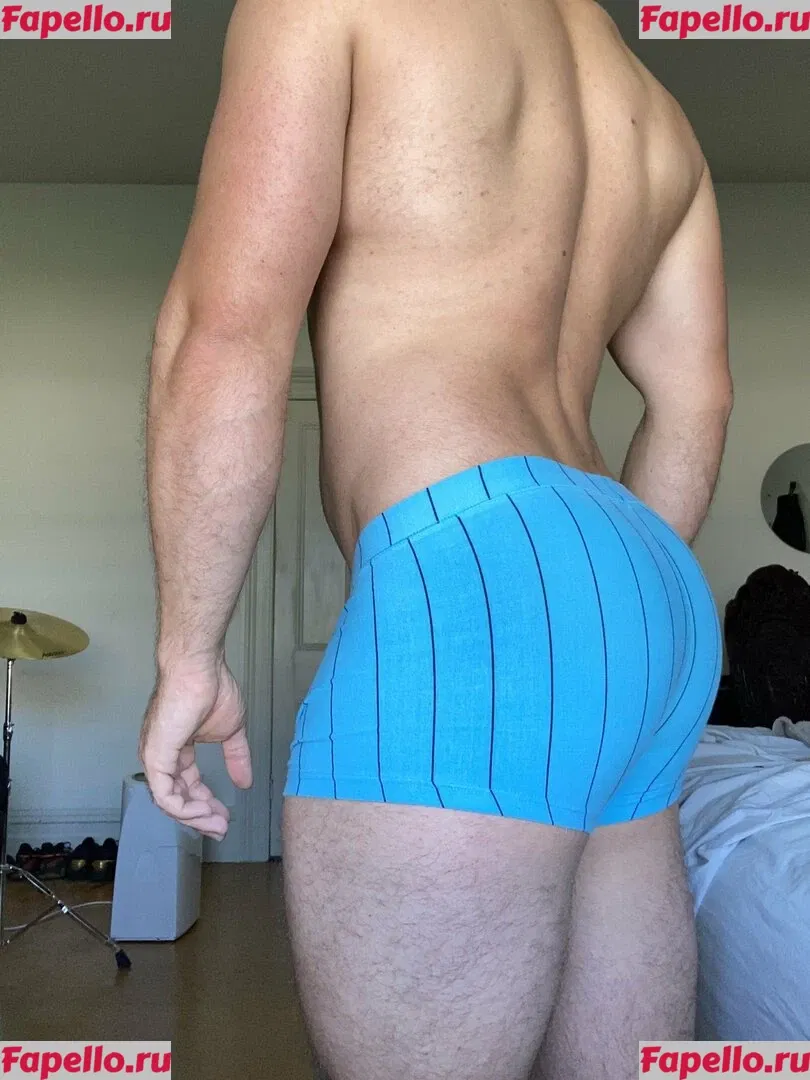 maxsmall Onlyfans Photo Gallery 