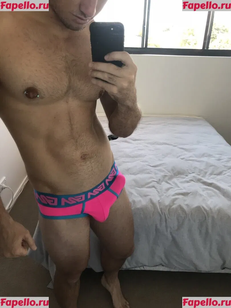 maxsmall Onlyfans Photo Gallery 