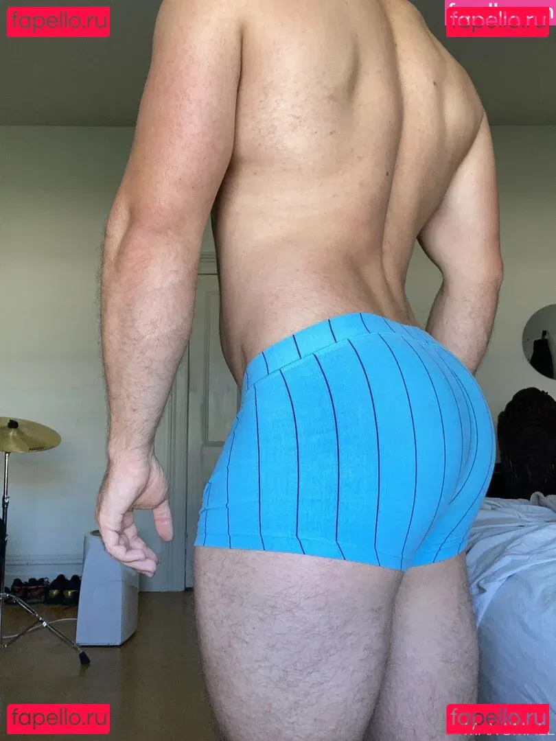 maxsmall Onlyfans Photo Gallery 