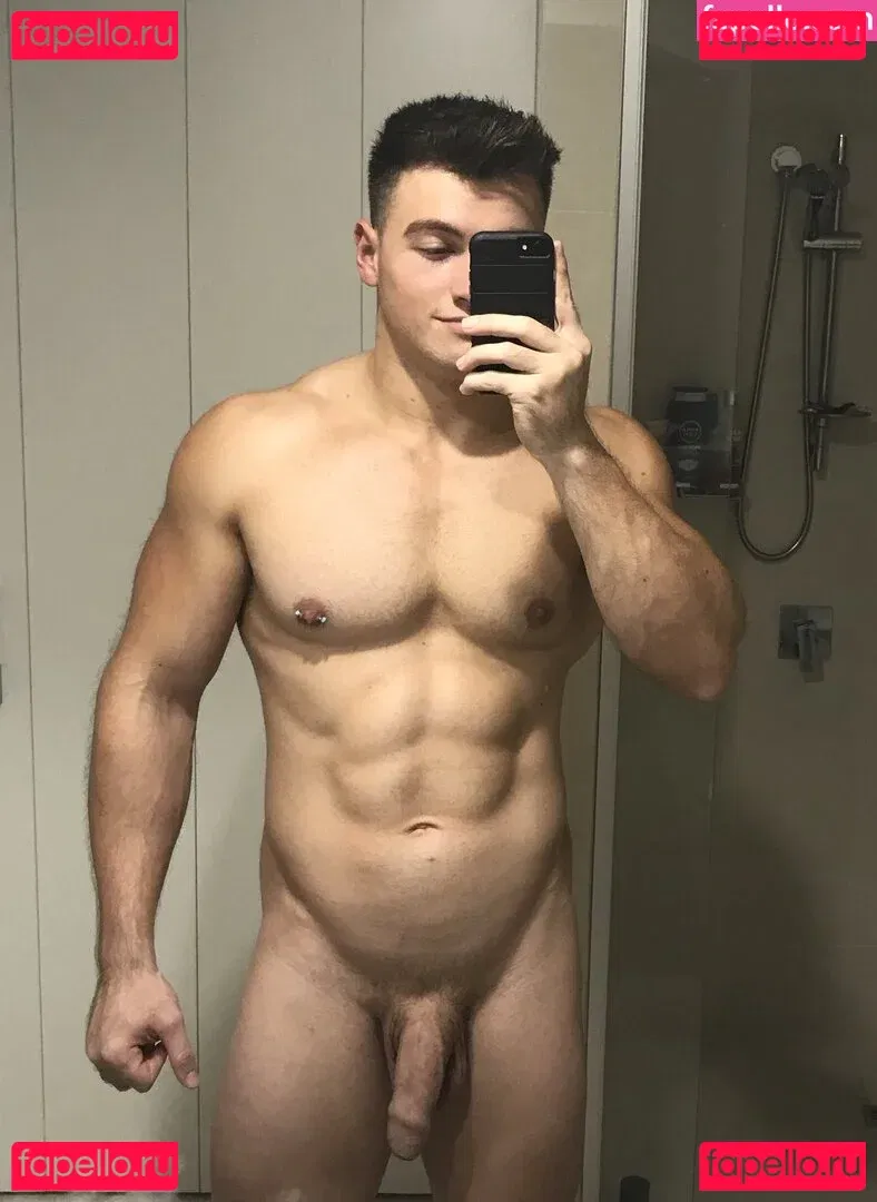 maxsmall Onlyfans Photo Gallery 