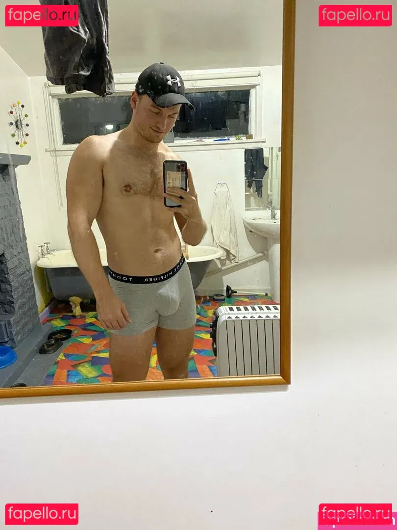 maxsmall Onlyfans Photo Gallery 