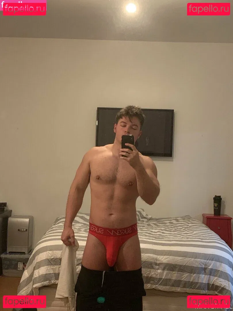 maxsmall Onlyfans Photo Gallery 