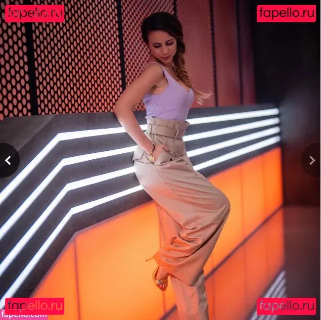 laure_bv Onlyfans Photo Gallery 