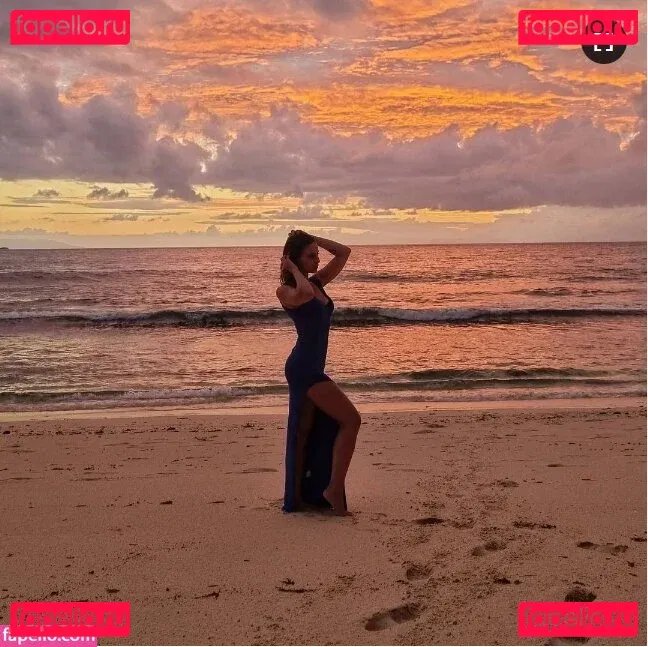 laure_bv Onlyfans Photo Gallery 