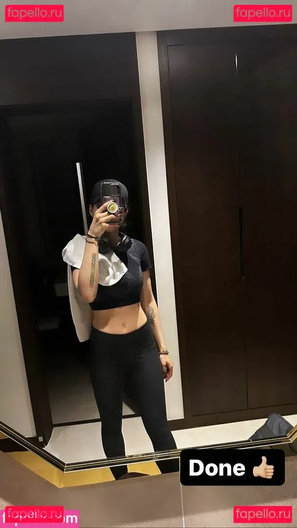 laure_bv Onlyfans Photo Gallery 