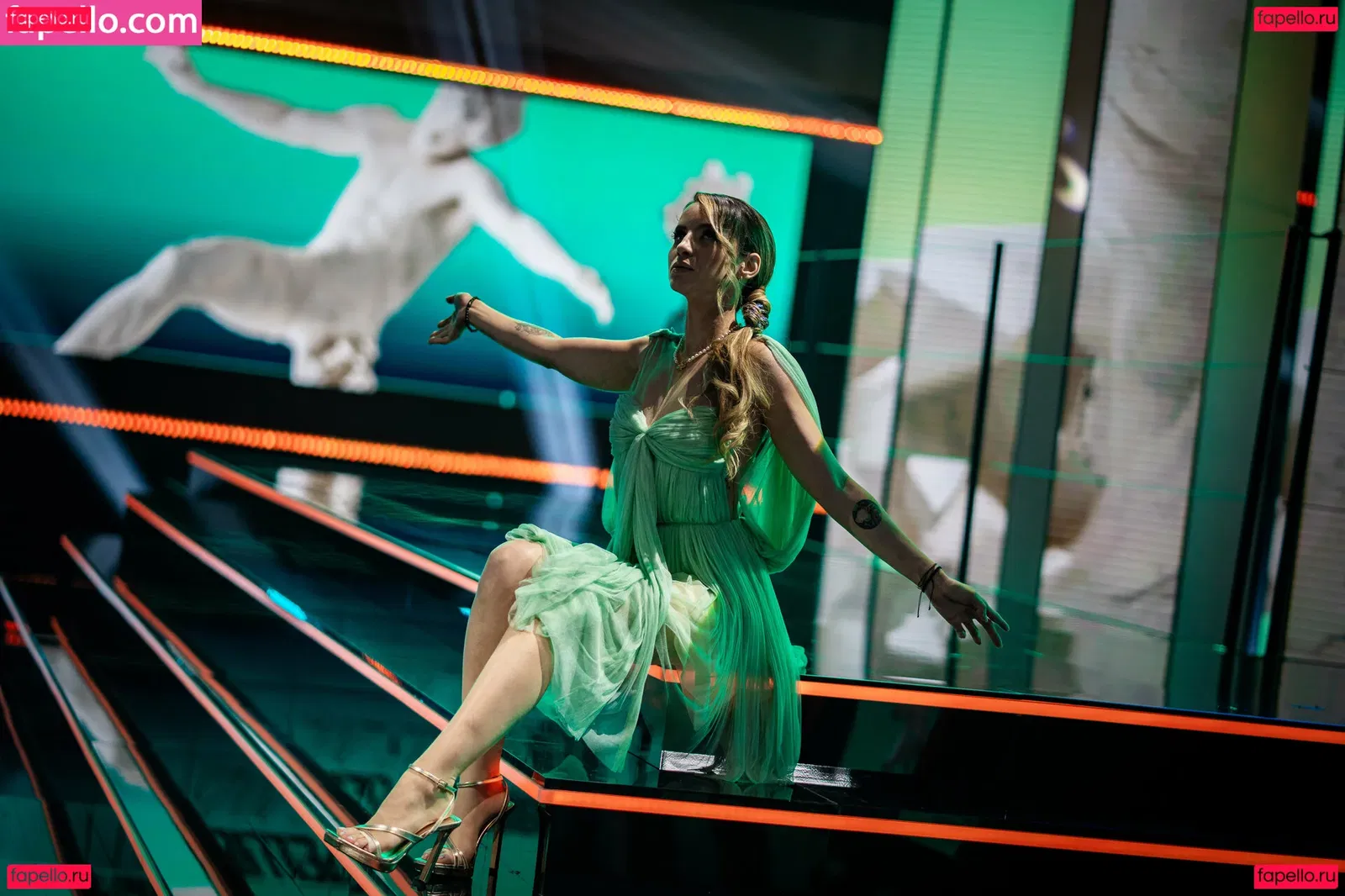 laure_bv Onlyfans Photo Gallery 