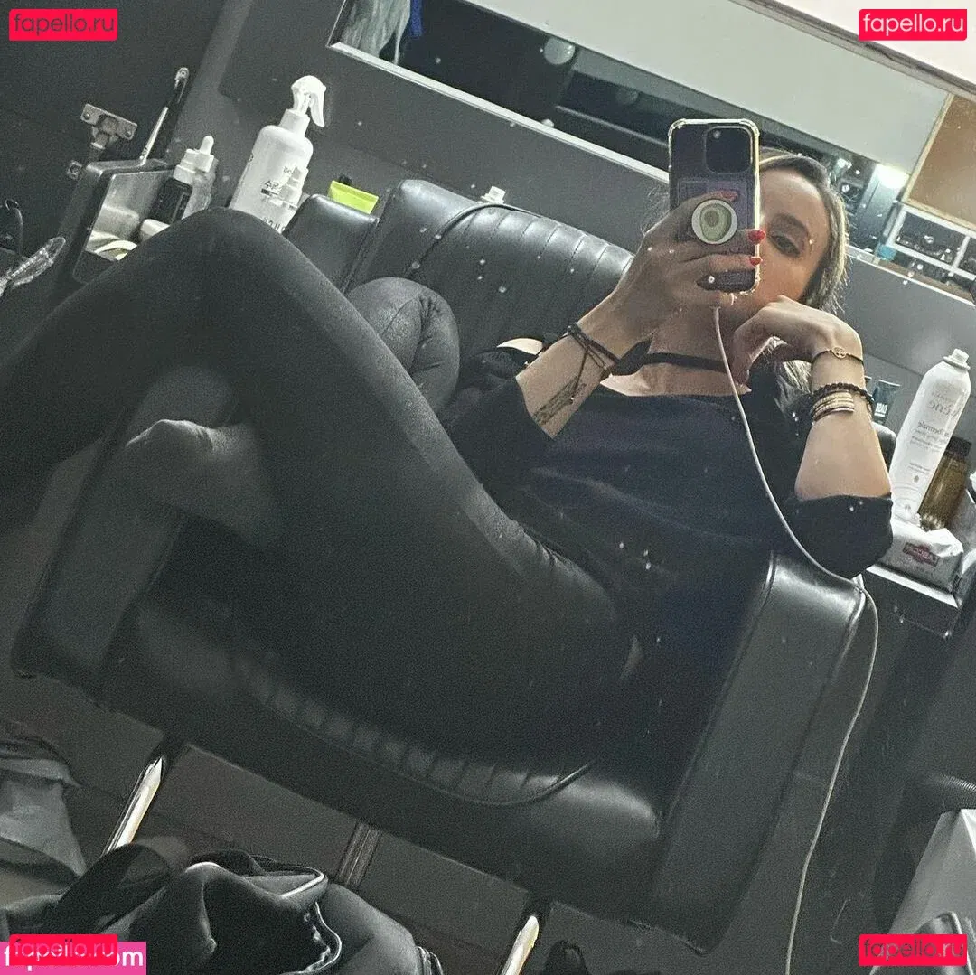 laure_bv Onlyfans Photo Gallery 