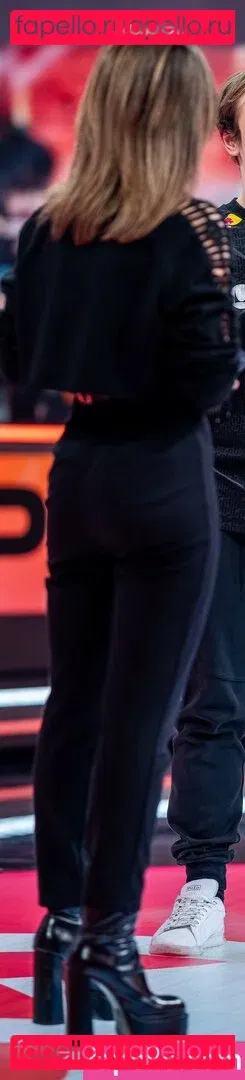 laure_bv Onlyfans Photo Gallery 