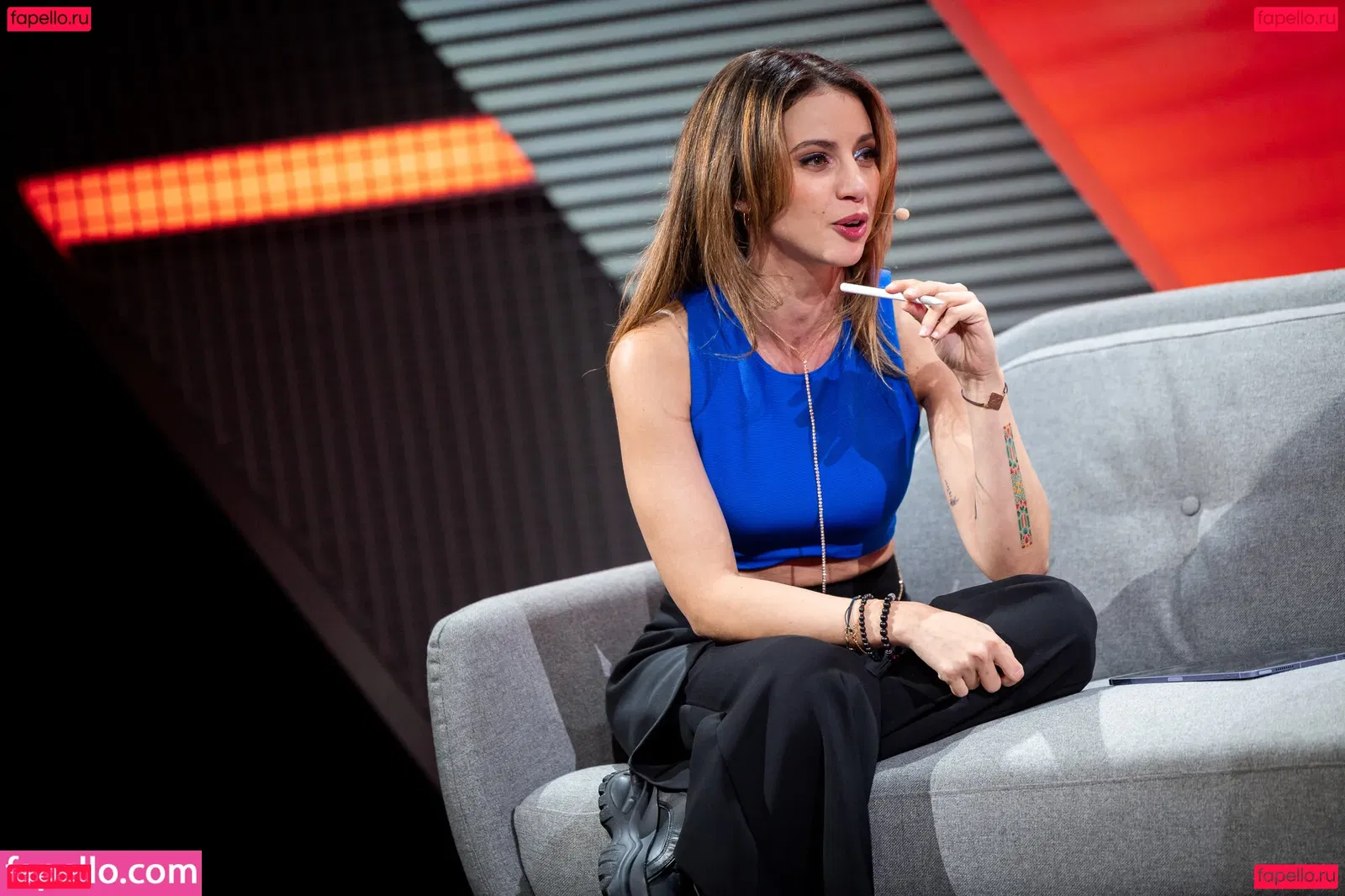 laure_bv Onlyfans Photo Gallery 