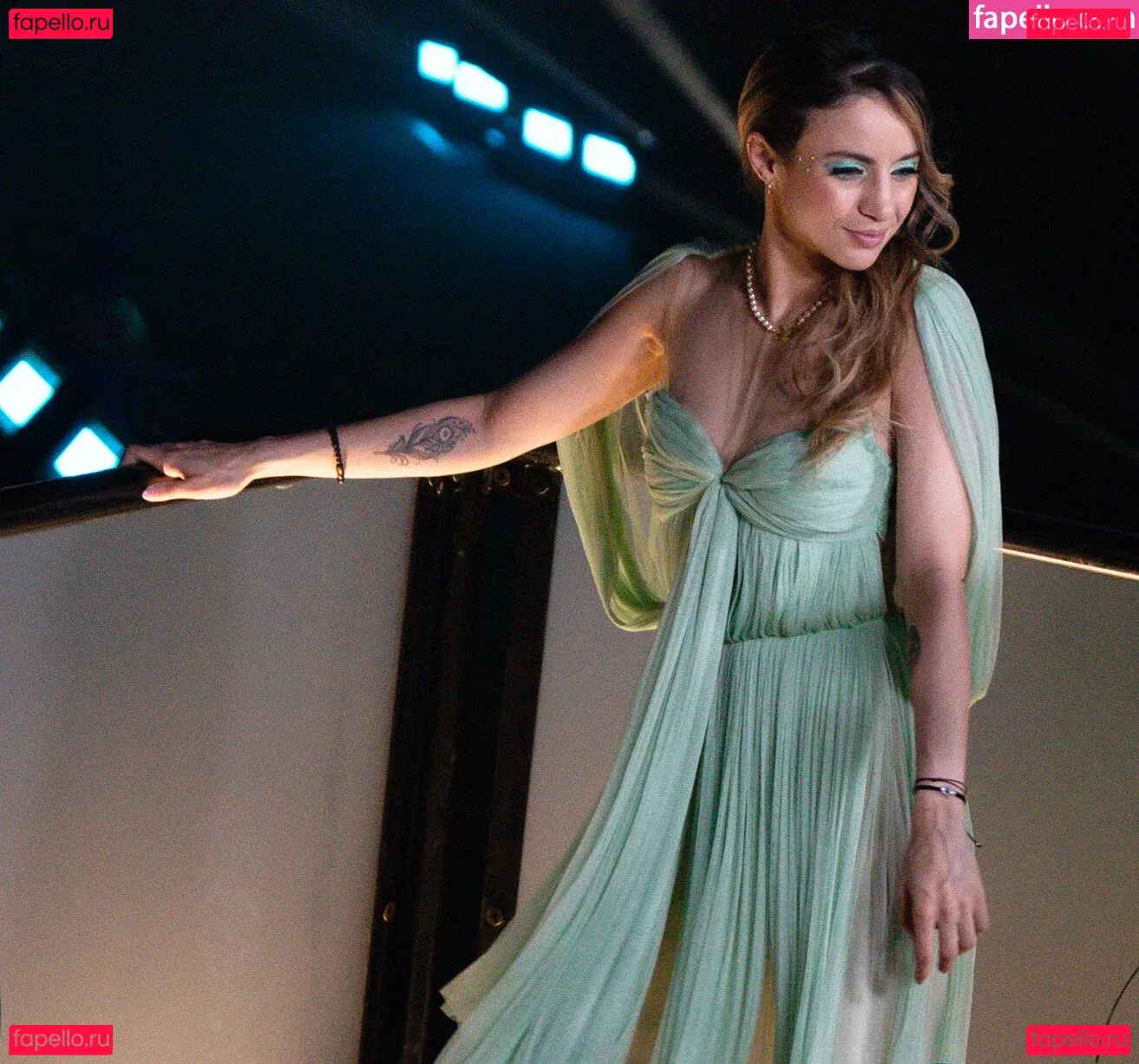 laure_bv Onlyfans Photo Gallery 