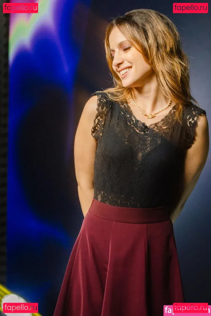 laure_bv Onlyfans Photo Gallery 