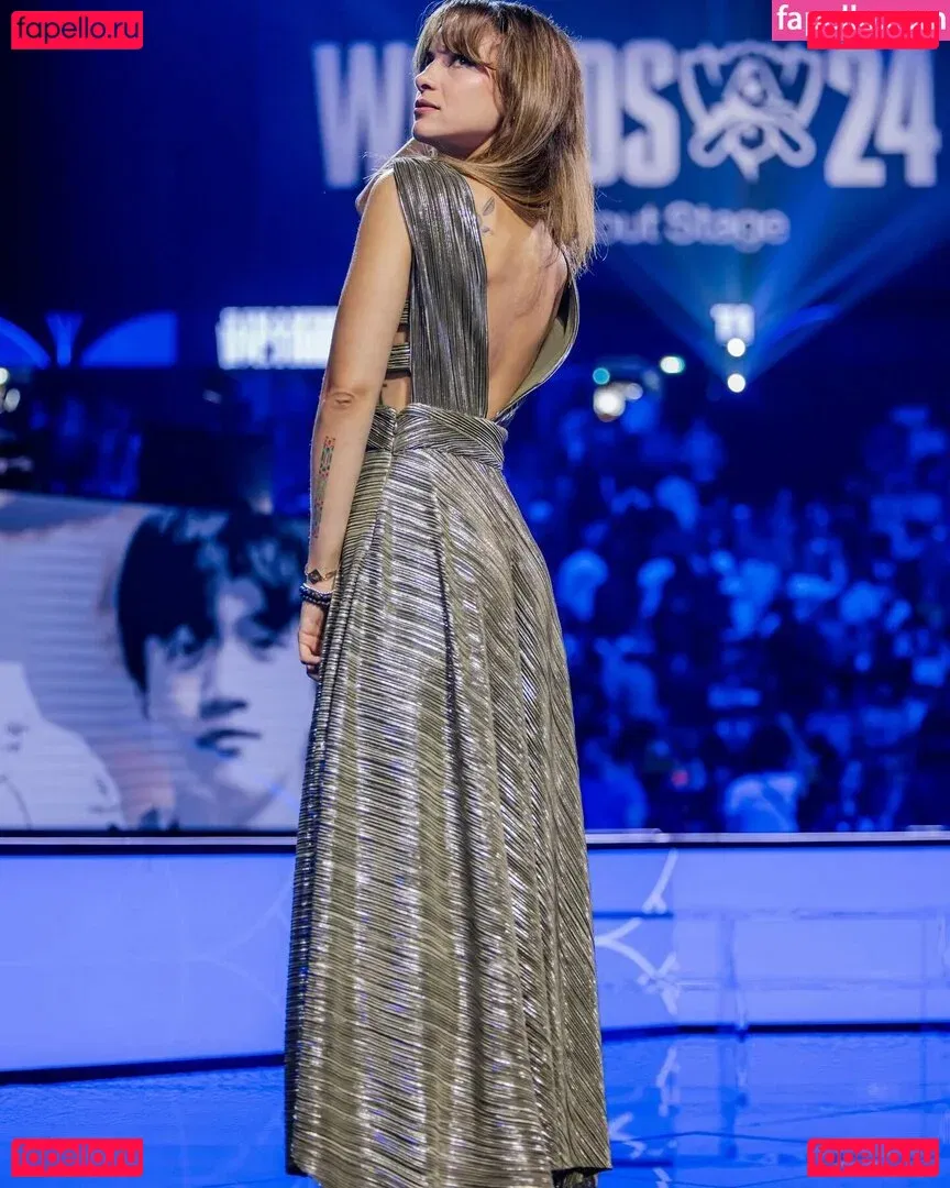 laure_bv Onlyfans Photo Gallery 