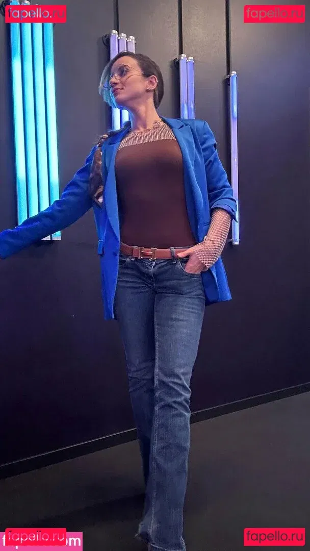 laure_bv Onlyfans Photo Gallery 