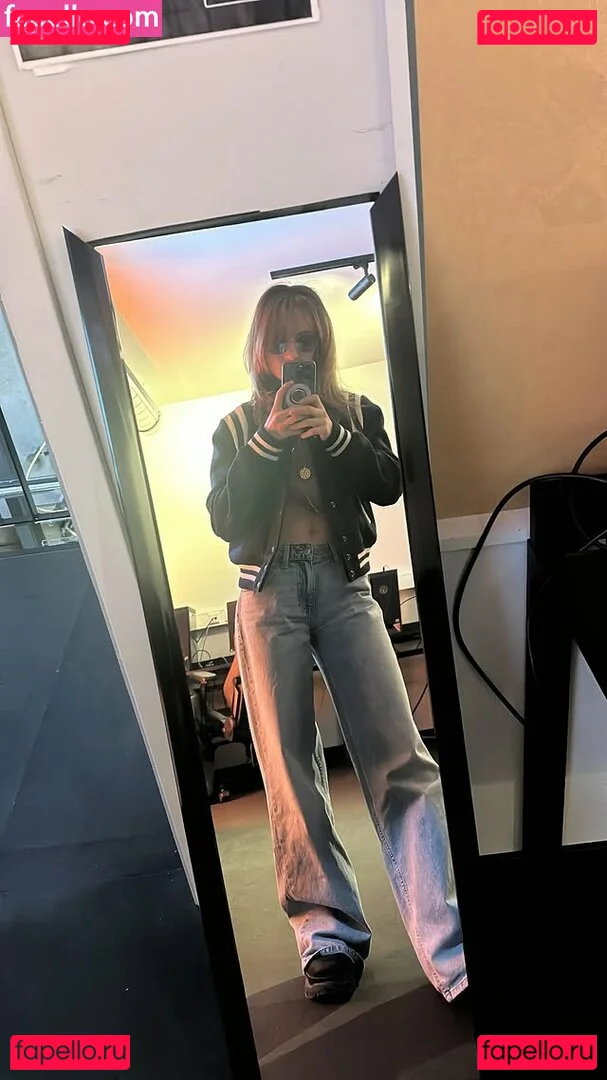 laure_bv Onlyfans Photo Gallery 