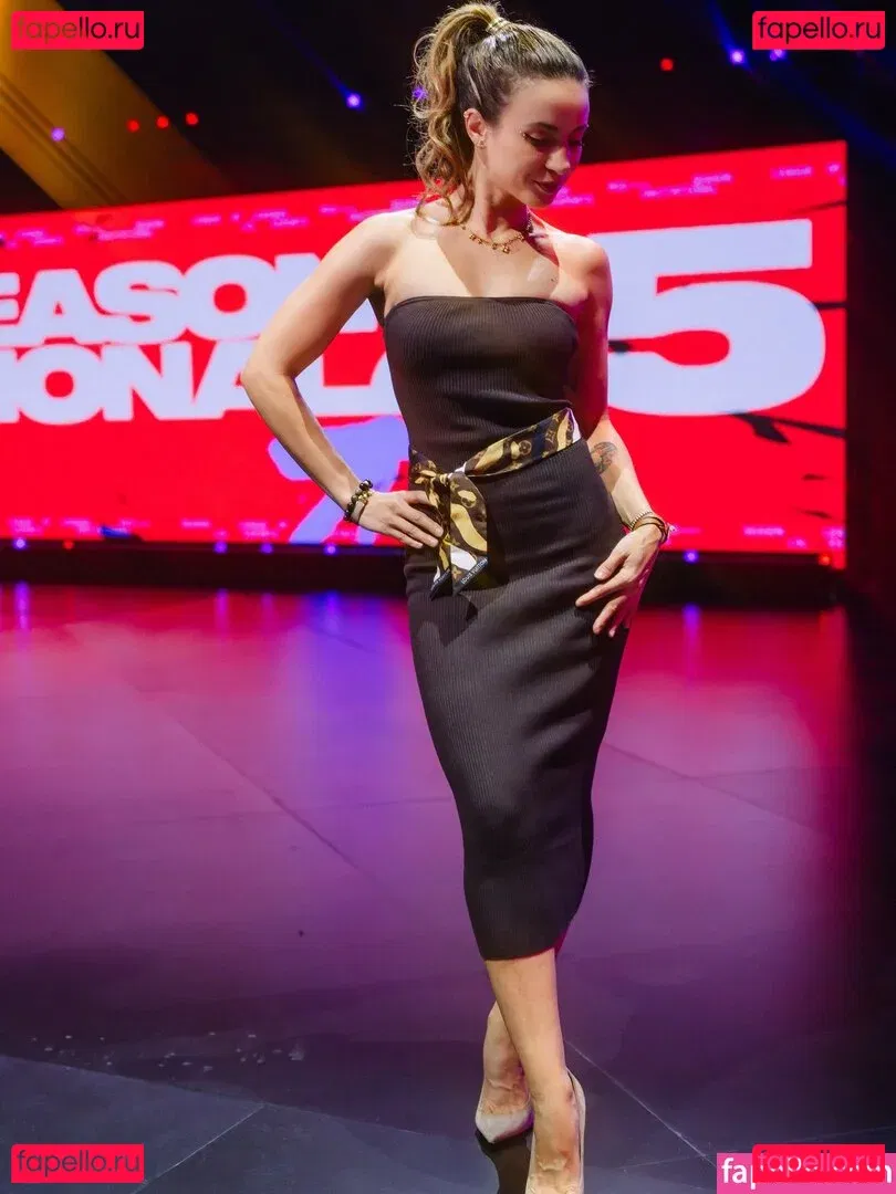 laure_bv Onlyfans Photo Gallery 