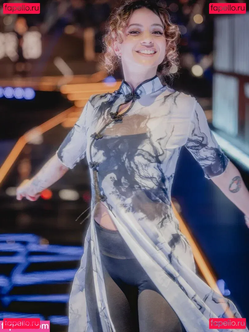 laure_bv Onlyfans Photo Gallery 