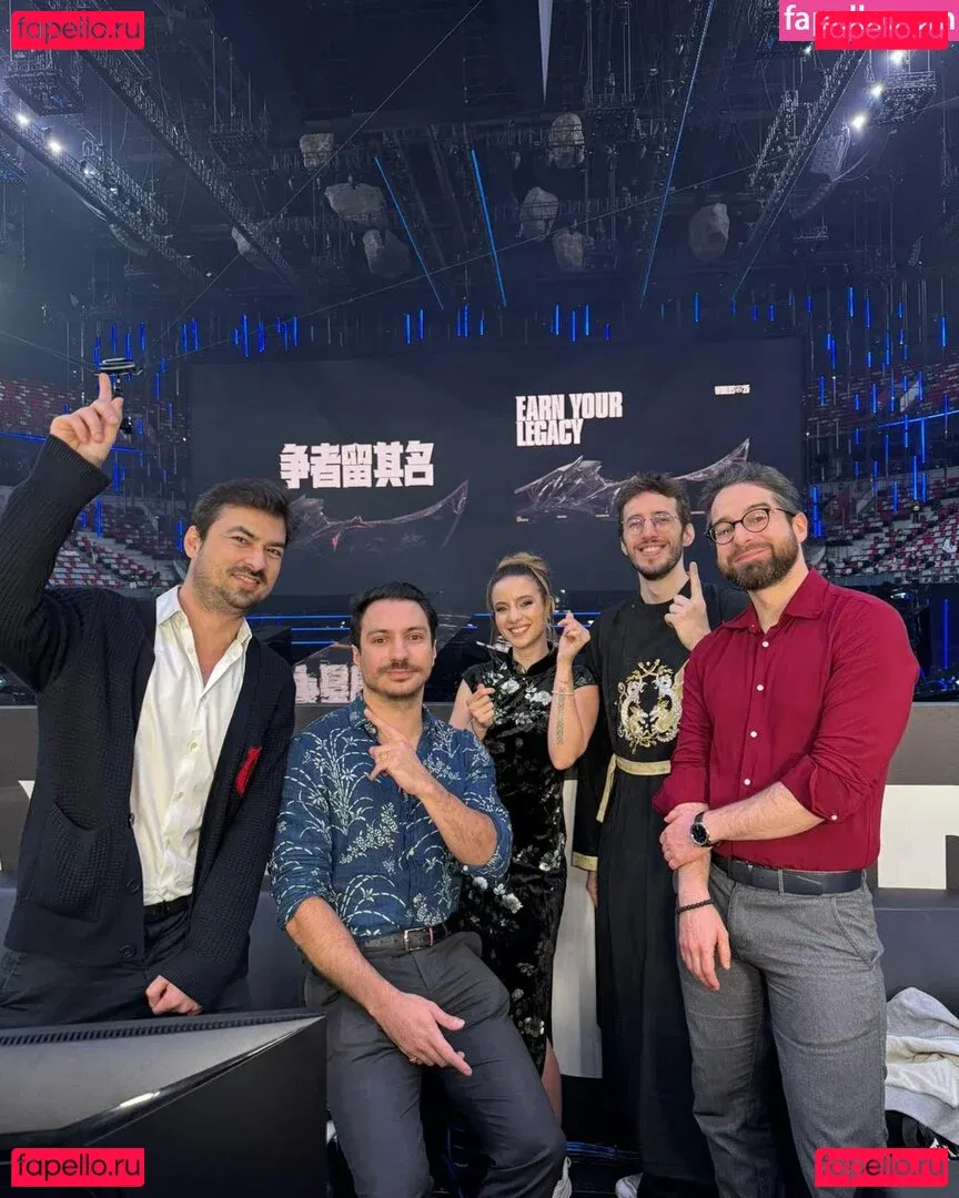 laure_bv Onlyfans Photo Gallery 