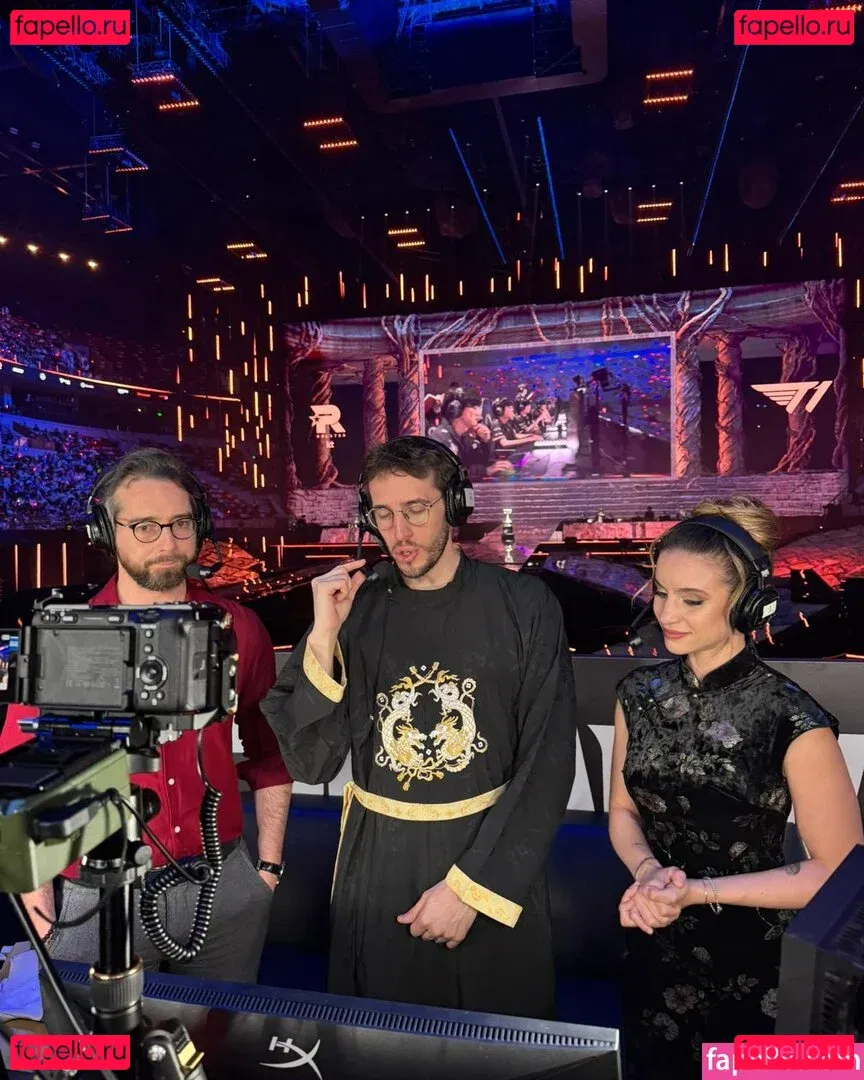 laure_bv Onlyfans Photo Gallery 