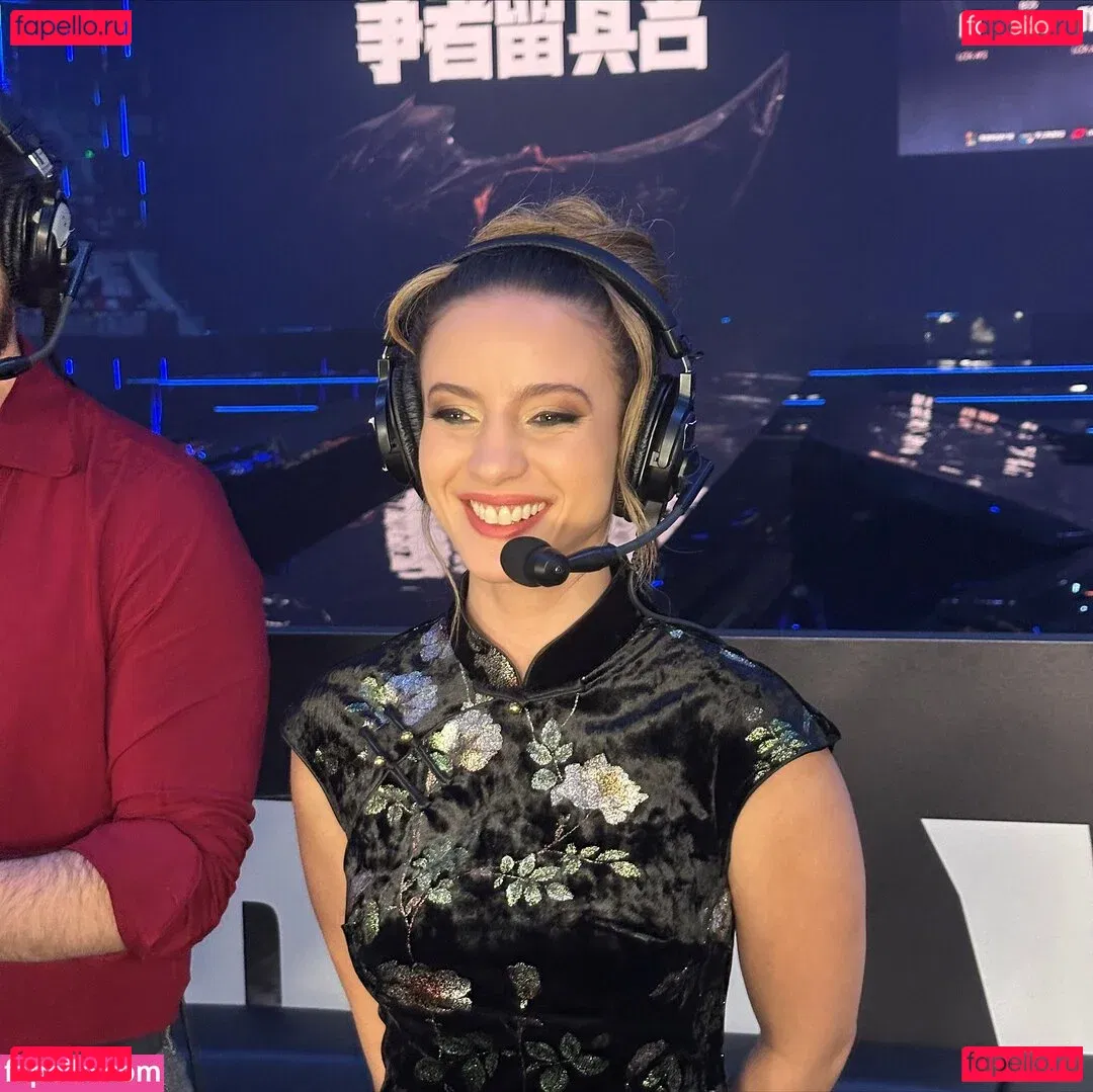 laure_bv Onlyfans Photo Gallery 