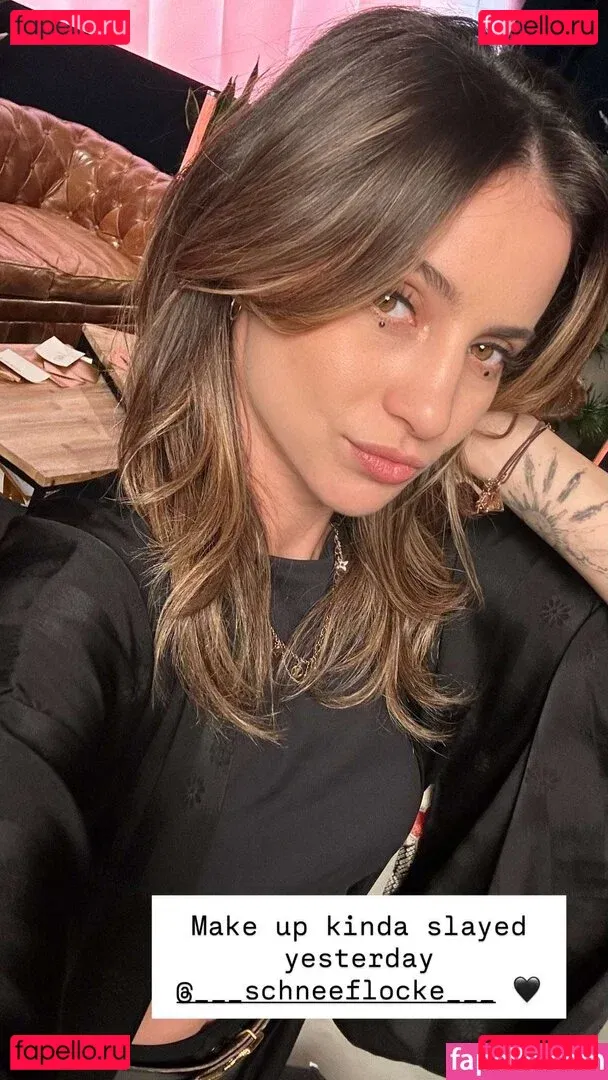 laure_bv Onlyfans Photo Gallery 