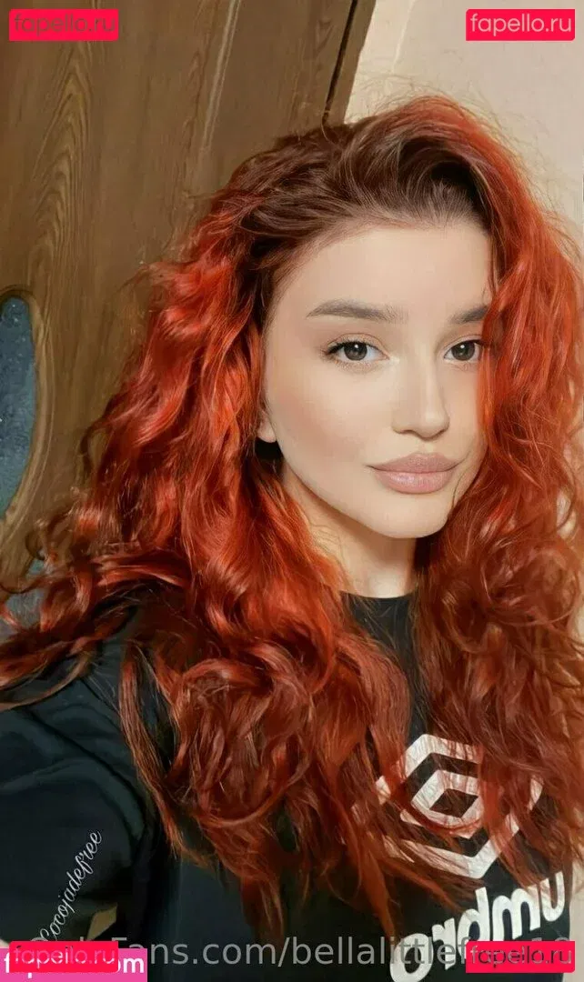 bellalittlefree18 Onlyfans Photo Gallery 