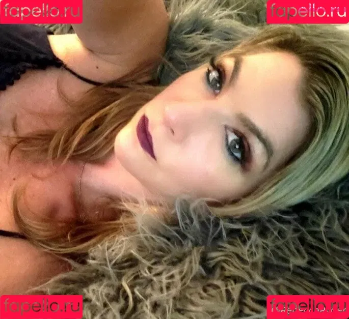 therebeccaryder Onlyfans Photo Gallery 
