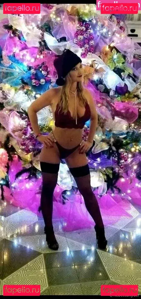 therebeccaryder Onlyfans Photo Gallery 