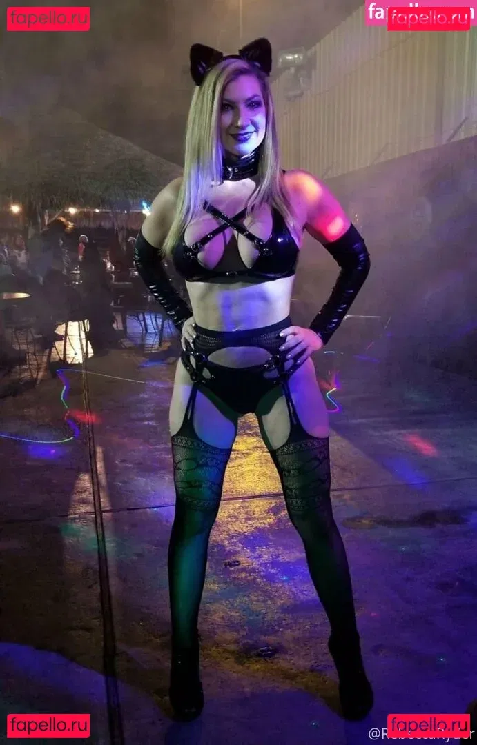 therebeccaryder Onlyfans Photo Gallery 