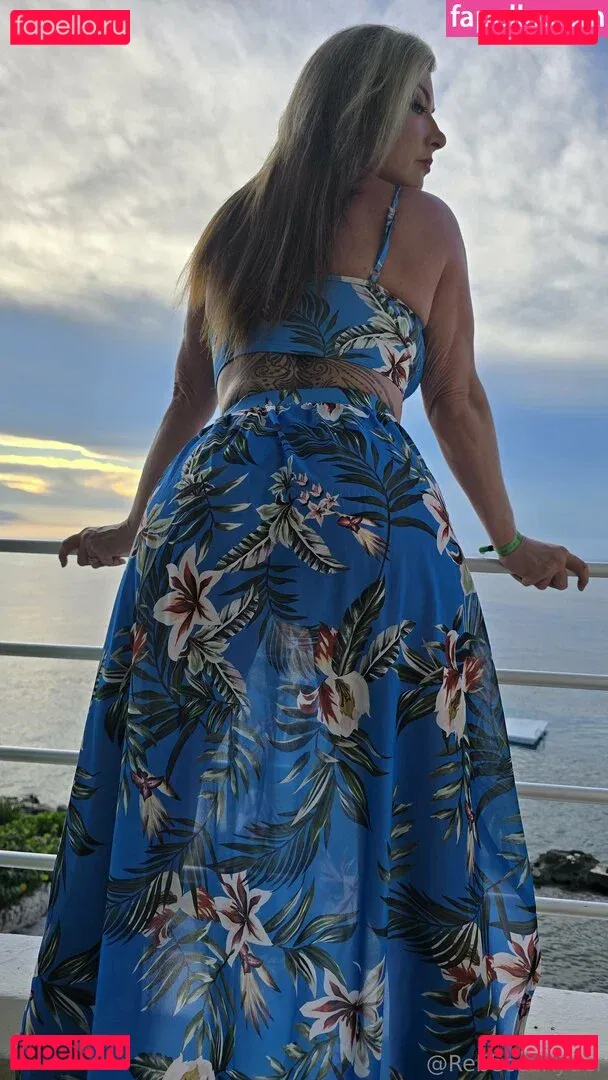 therebeccaryder Onlyfans Photo Gallery 