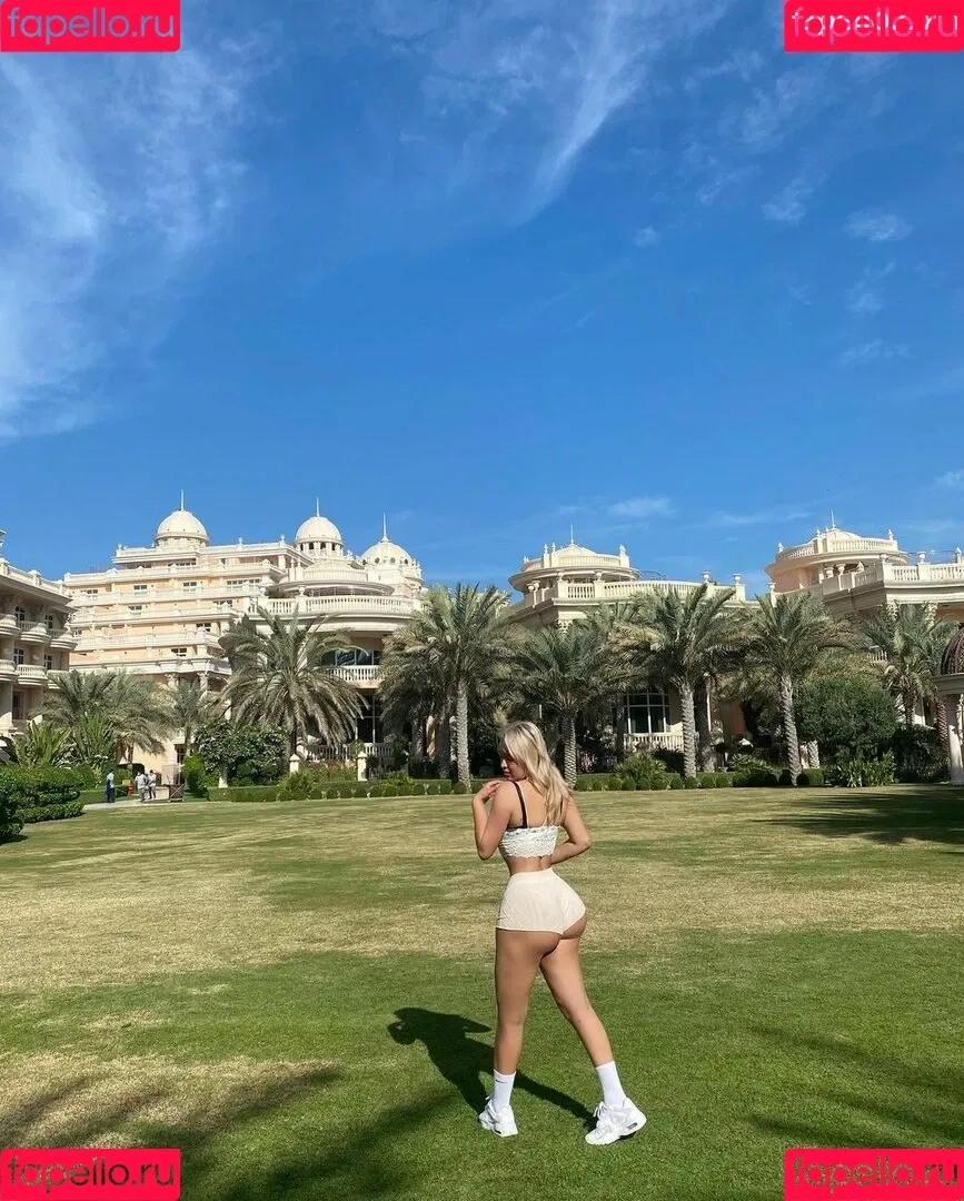 Karina Grinberryall Onlyfans Photo Gallery 