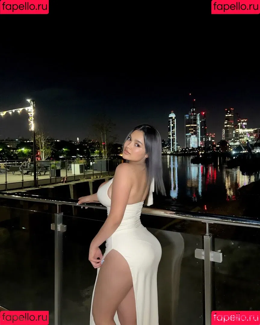 Karina Grinberryall Onlyfans Photo Gallery 