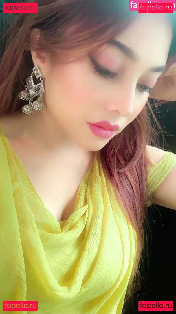 Nazmee Jannat Onlyfans Photo Gallery 