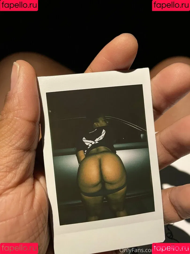 tyra_spanks Onlyfans Photo Gallery 