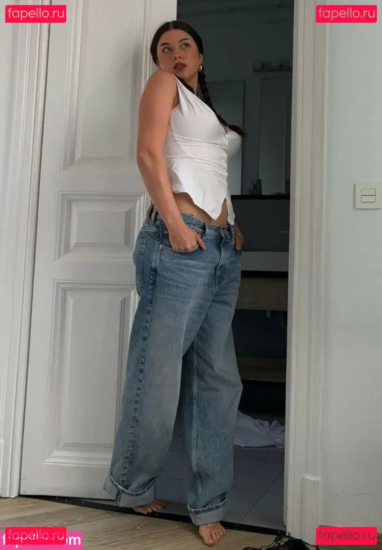 Cariúcha Onlyfans Photo Gallery 