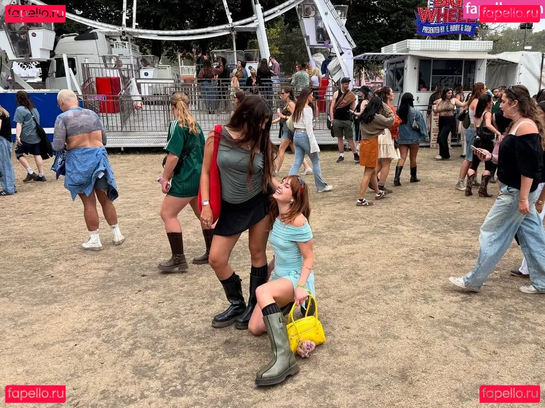 Cariúcha Onlyfans Photo Gallery 