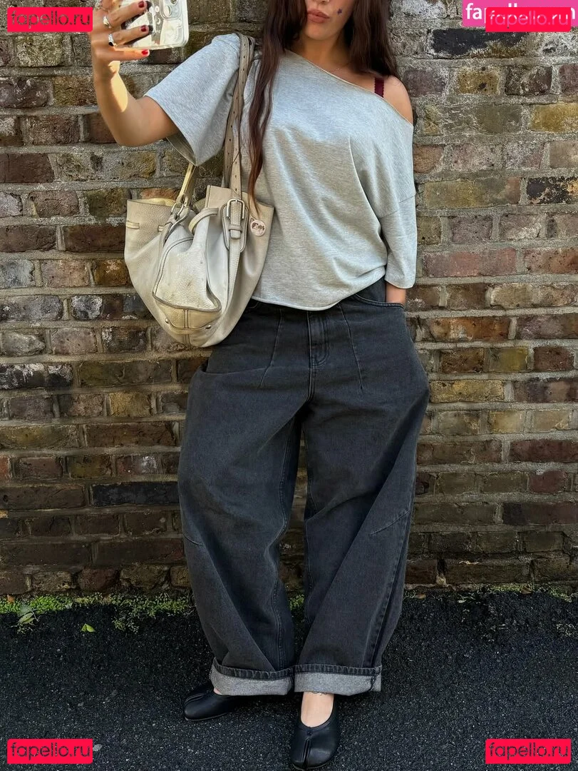 Cariúcha Onlyfans Photo Gallery 