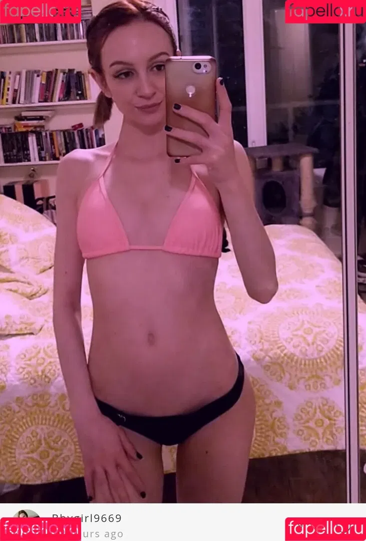 LillyGrips Onlyfans Photo Gallery 