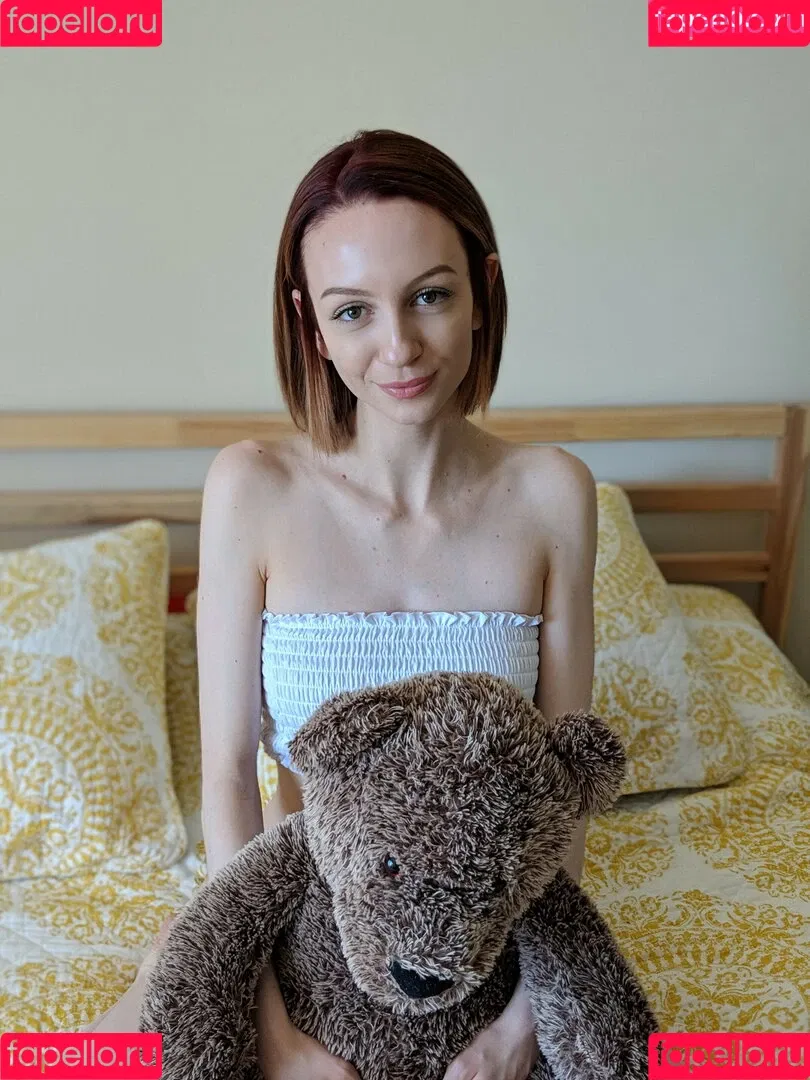 LillyGrips Onlyfans Photo Gallery 