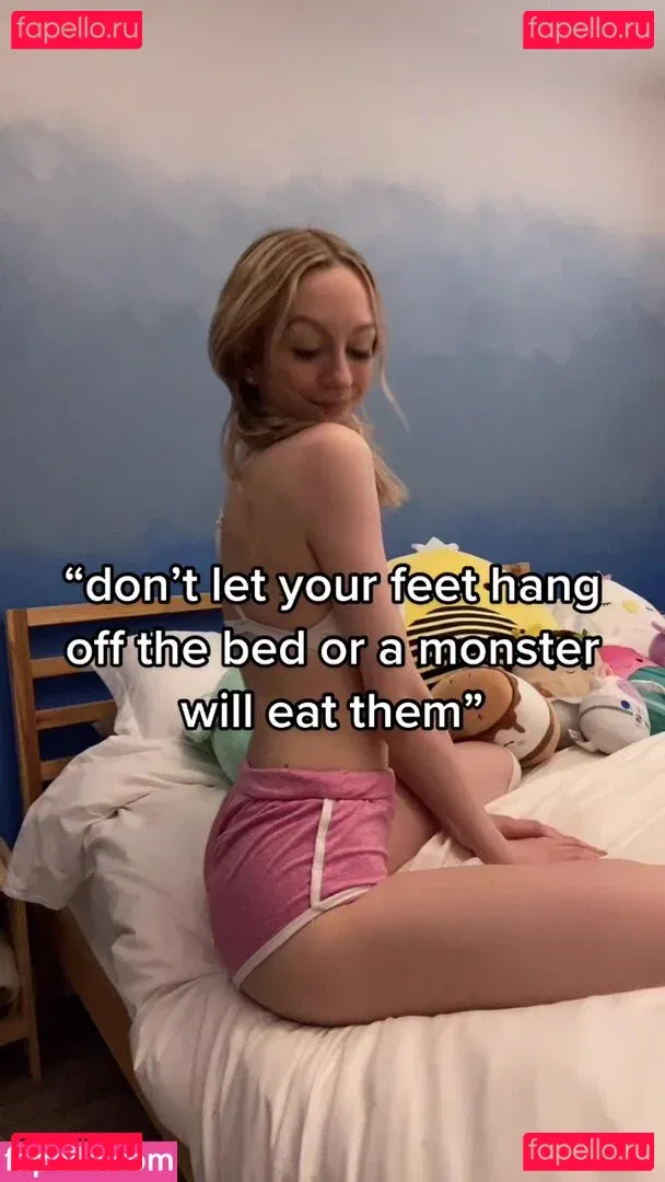 LillyGrips Onlyfans Photo Gallery 