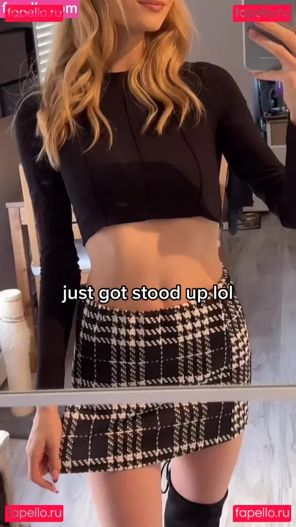 LillyGrips Onlyfans Photo Gallery 