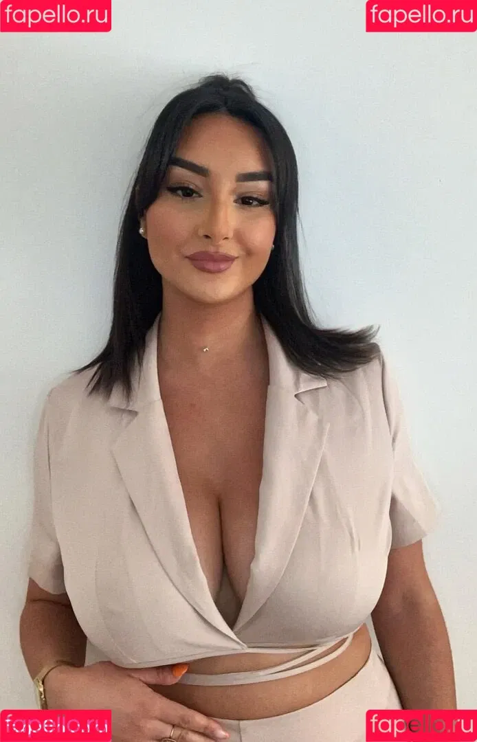 am_hailil Onlyfans Photo Gallery 