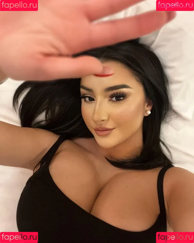 am_hailil Onlyfans Photo Gallery 
